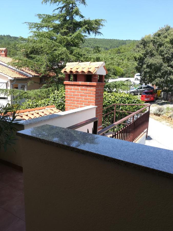 Apartment Kiwi Rabac Esterno foto