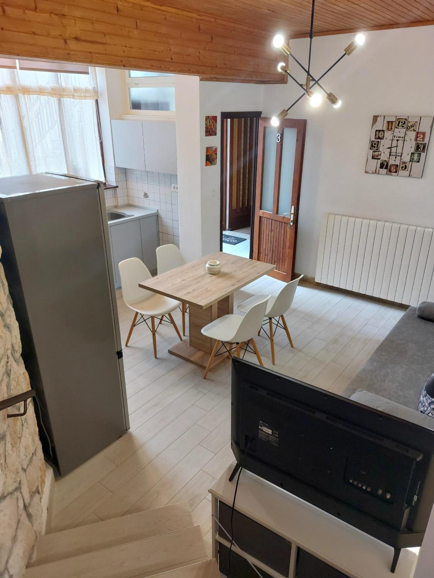 Apartment Kiwi Rabac Esterno foto